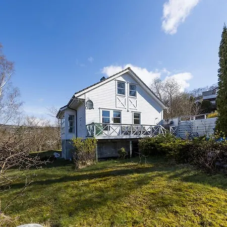 Holiday home Apartament Selemork Hus Jorpeland